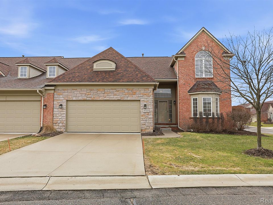 1st image of 37225 Berkleigh Ct