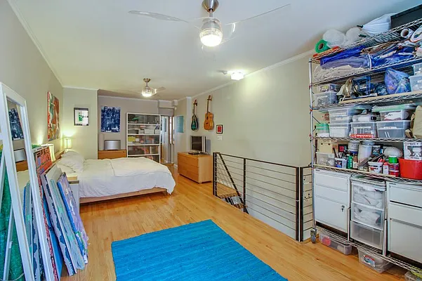 Sold by iList, LLC | media 11