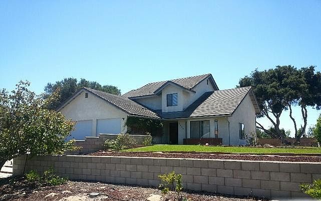 1st image of 3043 Courtney Dr