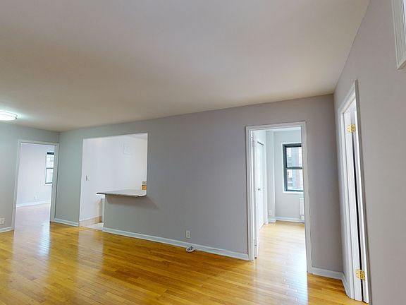 4th image of 301 E 47th St APT 6J