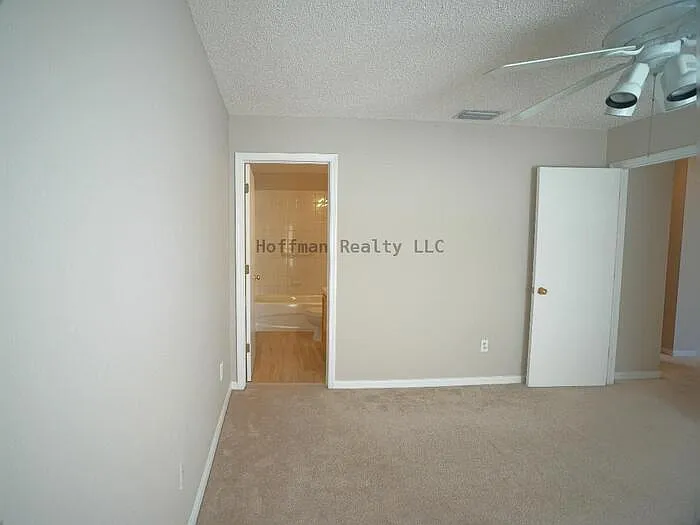 10811 Brickside Ct — Photo 19