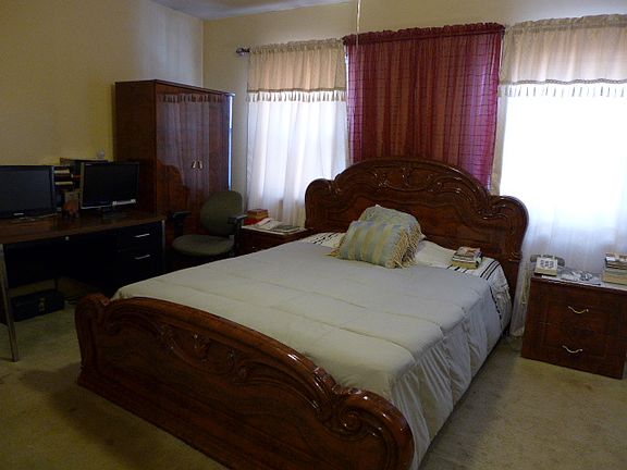 5th image of 22 Roberts Dr