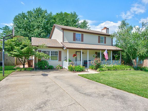 2nd image of 112 1/2 Applegrove Dr