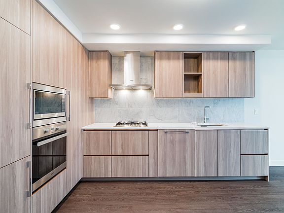 2nd image of 455 SW Marine Dr #902