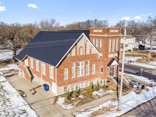 109 N Poplar St, Solomon, KS 67480