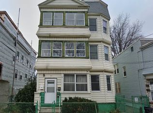 61 Wainwright St FLOOR 3, Newark, NJ 07112