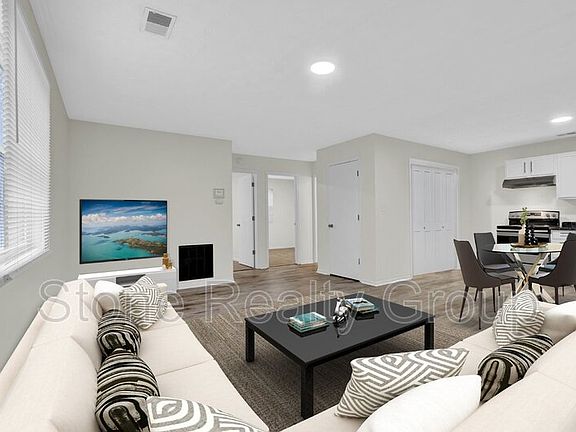 2nd image of 3850 N 25th St APT 3