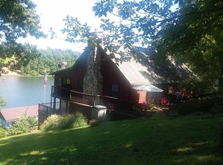 793 Lakeshore Dr S, Goreville, IL 62939