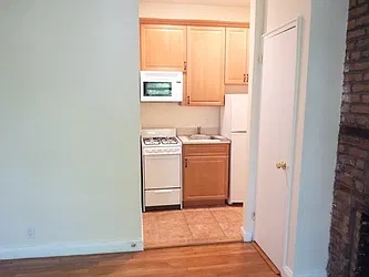 Rented by Nest Seekers International
