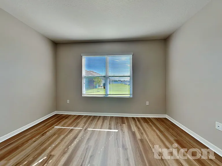 991 Summer Glen Dr — Photo 8