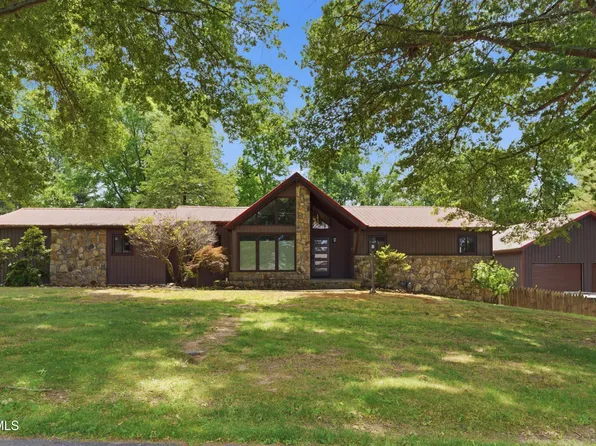 205 Spring Valley Rd, Unicoi, TN 37692