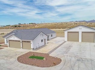 4828 S La Riqueza Rd, Fort Mohave, AZ 86426