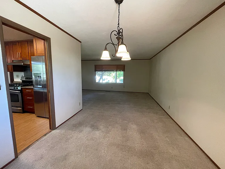 4935 Massachusetts Dr — Photo 15
