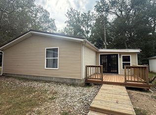 26 Ems W30a Ln, North Webster, IN 46555
