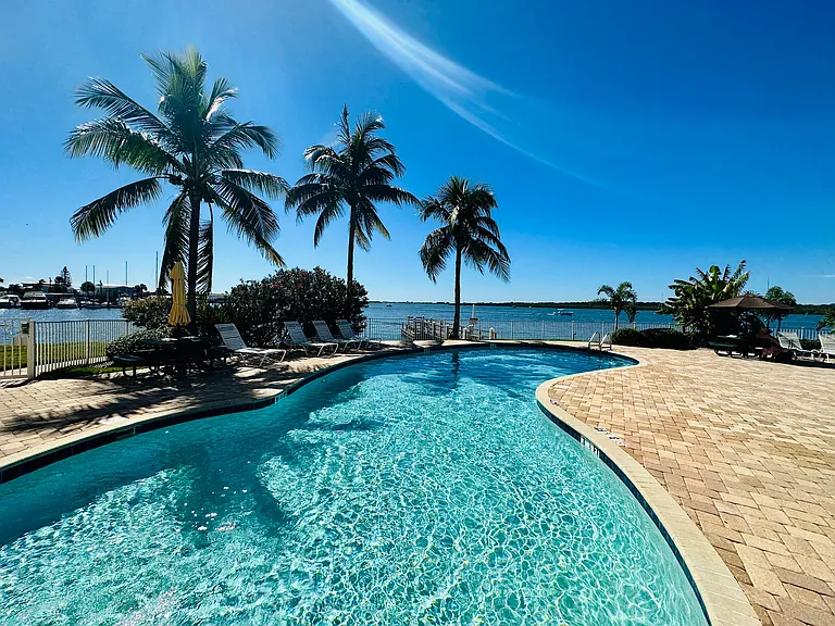8800 Bay Pines Blvd #404 — Photo 4