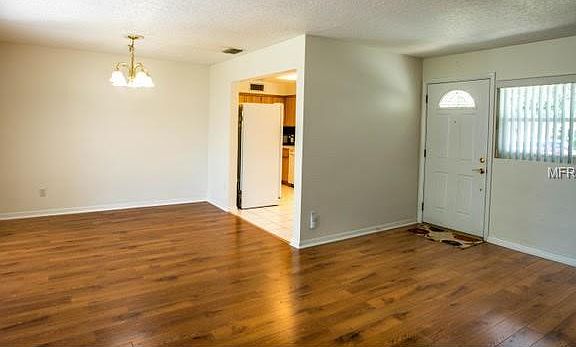 4th image of 1624 Leisure Dr
