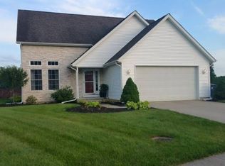 2096 Dustin Ct, Newark, OH 43055