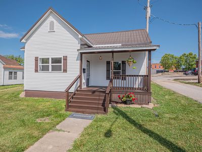 101 W Library St, Huntsville, MO, 65259