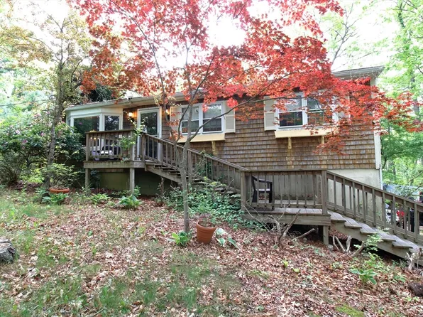 708 Berkley St, Berkley, MA 02779