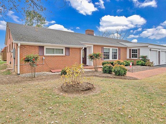 4th image of 70 Vantage Rd