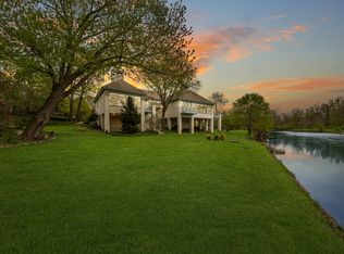 417 Abrahamson Ct, Naperville, IL