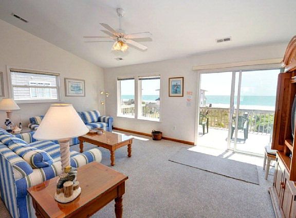 3rd image of 3560 Island Dr