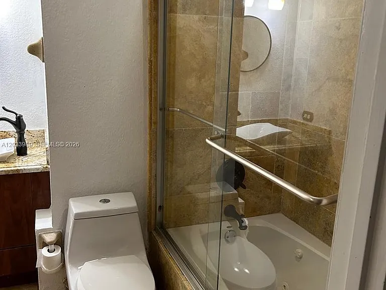 2516 Centergate Dr #102 — Photo 29