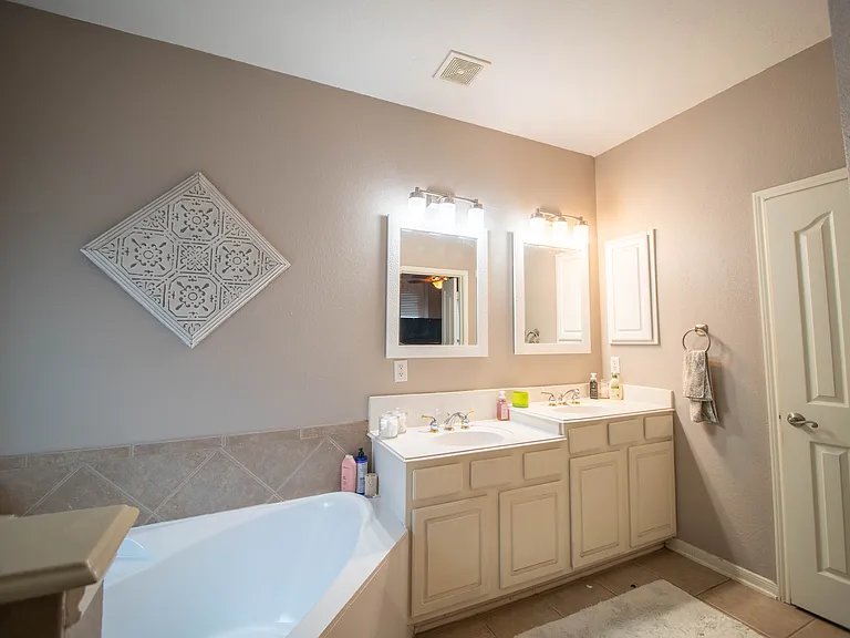 1580 Bonham Pkwy — Photo 26