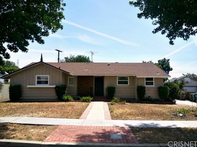 1st image of 10632 Lemona Ave