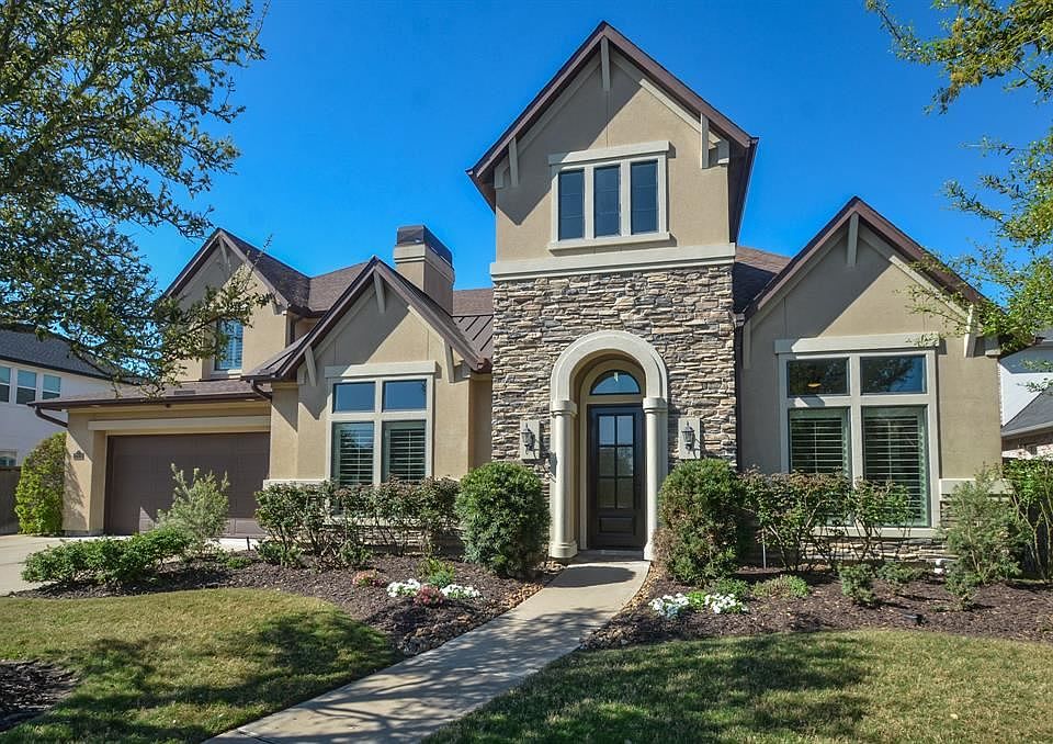 1st image of 27414 Hollow Pass Ln