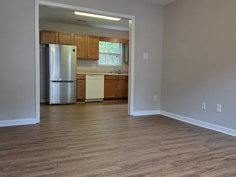 3929 Acorn Dr — Photo 5