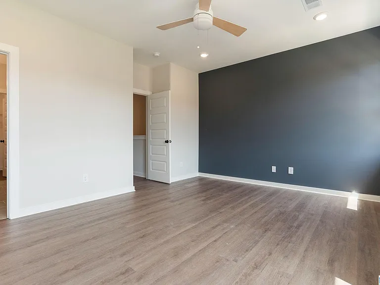 1191 Windsor Dr — Photo 25