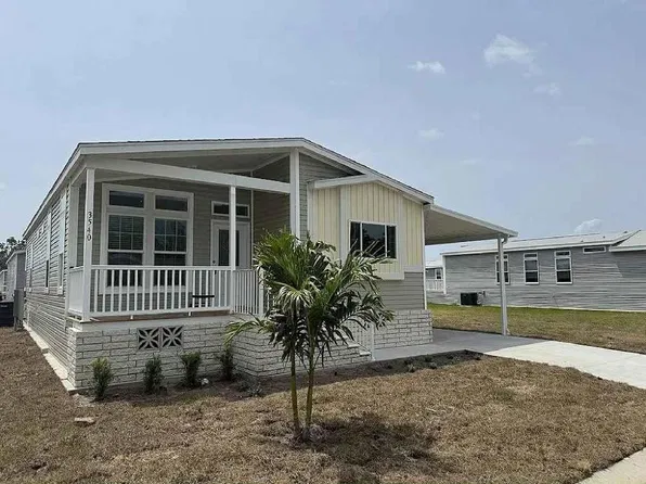 LaBelle Plan, Colony Cove
