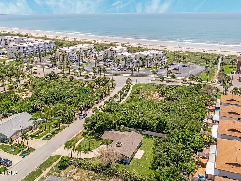 317 Surf Dr — Photo 32