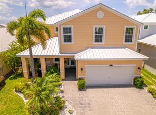 426 Bahama Grande Blvd, Apollo Beach, FL 33572