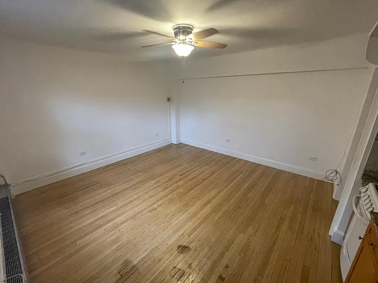 988 Memorial Dr #286 — Photo 5