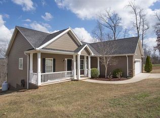 220 Riverbank Ct, Seneca, SC 29678