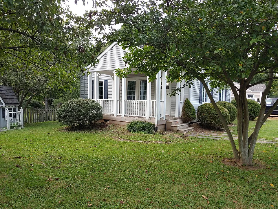 117 Circle Dr