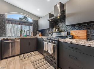 9841 Lenox Crest Pl, Las Vegas, NV 89134