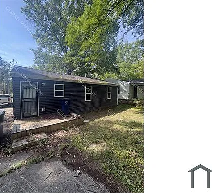 3 bed, $800 — Photo 1