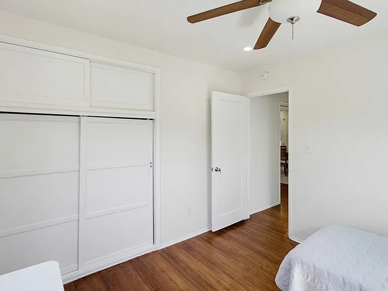 1973 Pacific Beach Dr — Photo 15