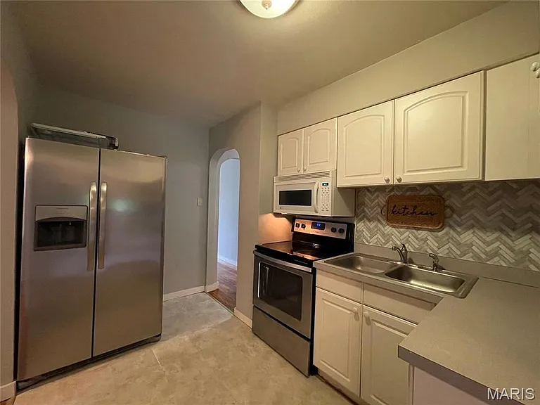 10745 Saint Xavier Ln — Photo 6