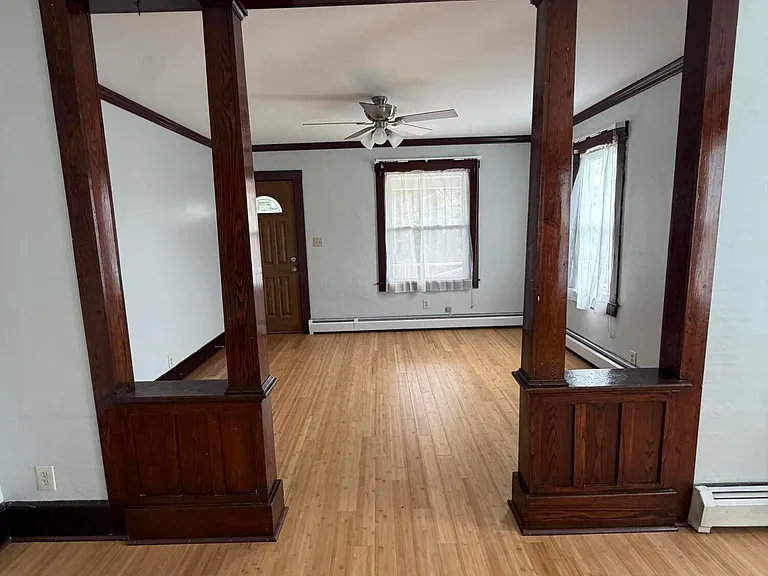 445 Main St — Photo 4