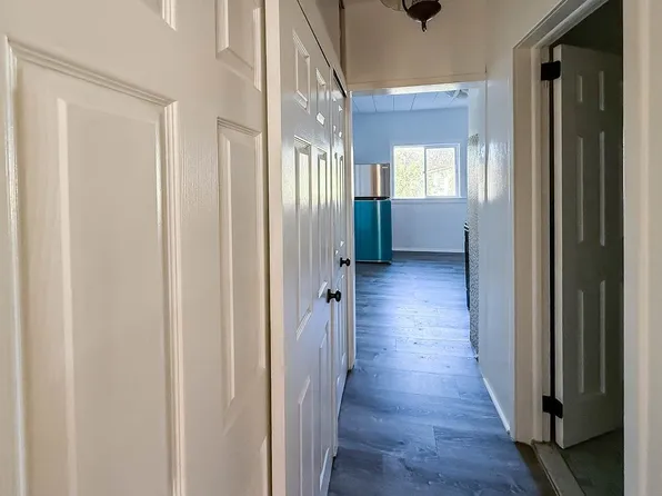 90 Carlton Avenue image 35 of 40