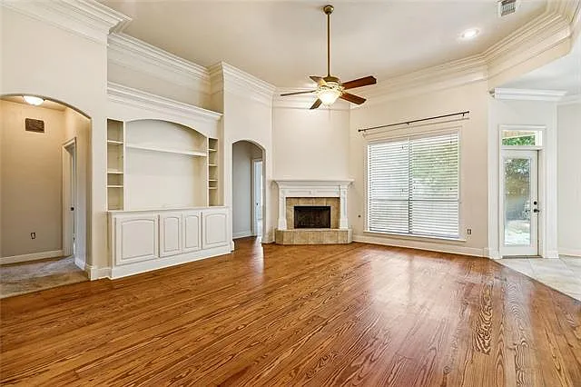 5 bed, 3.0 bath, 2223 sqft, $3,500 — Photo 4