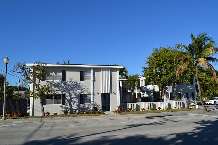 1st image of 202 Lucerne Ave APT 11