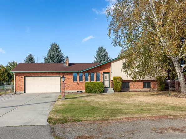 19603 E 8th Ave, Greenacres, WA 99016