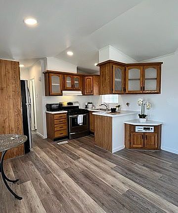 5th image of 1150 W Red Hills Pkwy #84780-173