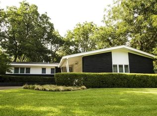 811 Berkinshire Dr, Dallas, TX 75218