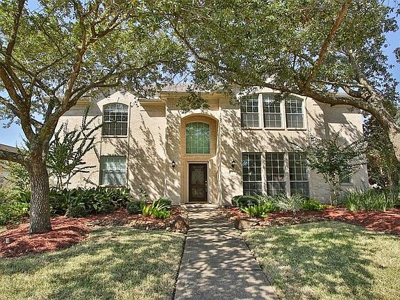 4th image of 4206 Flora Dr
